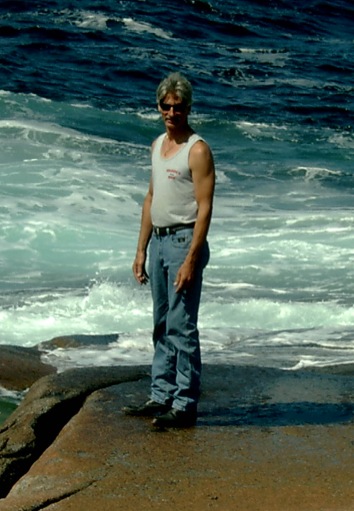 dave_at_beach.jpg